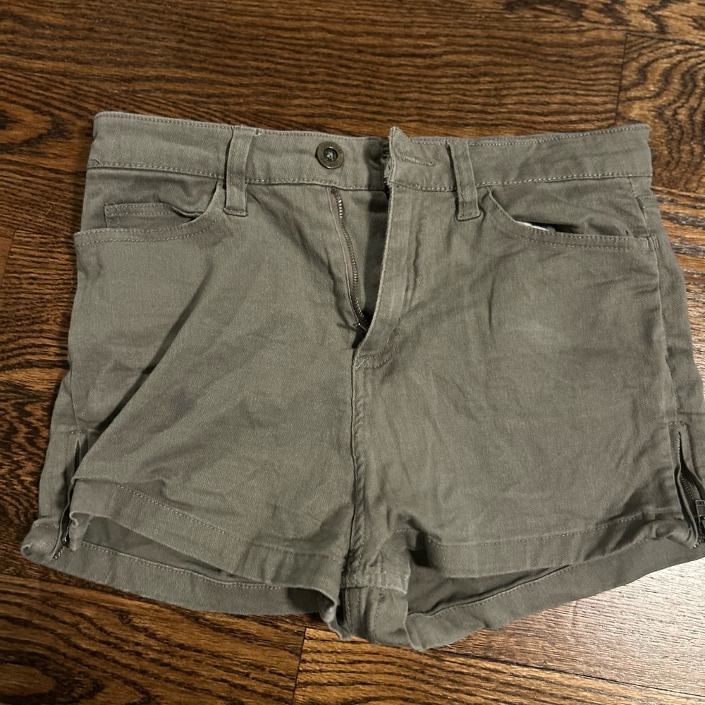 Khaki green shorts